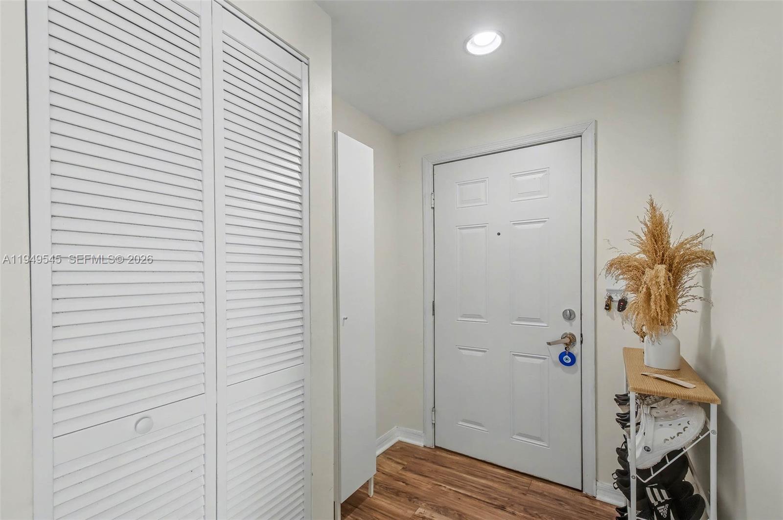 275 NE 18th St #703 Miami, FL 33132