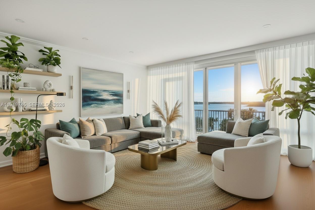 1408 Brickell Bay Dr #807