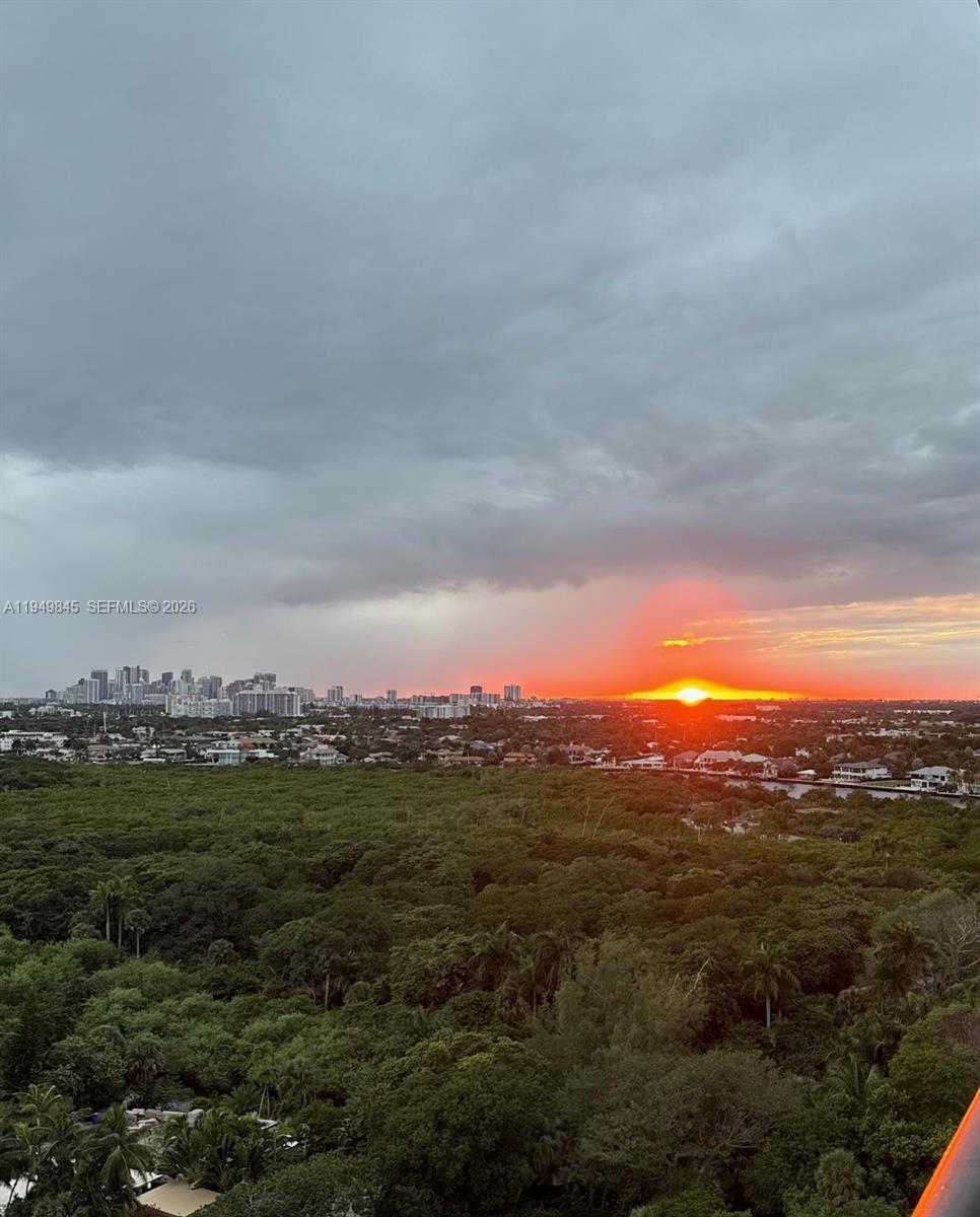 1901 N Ocean Blvd #TH-B Fort Lauderdale, FL 33305