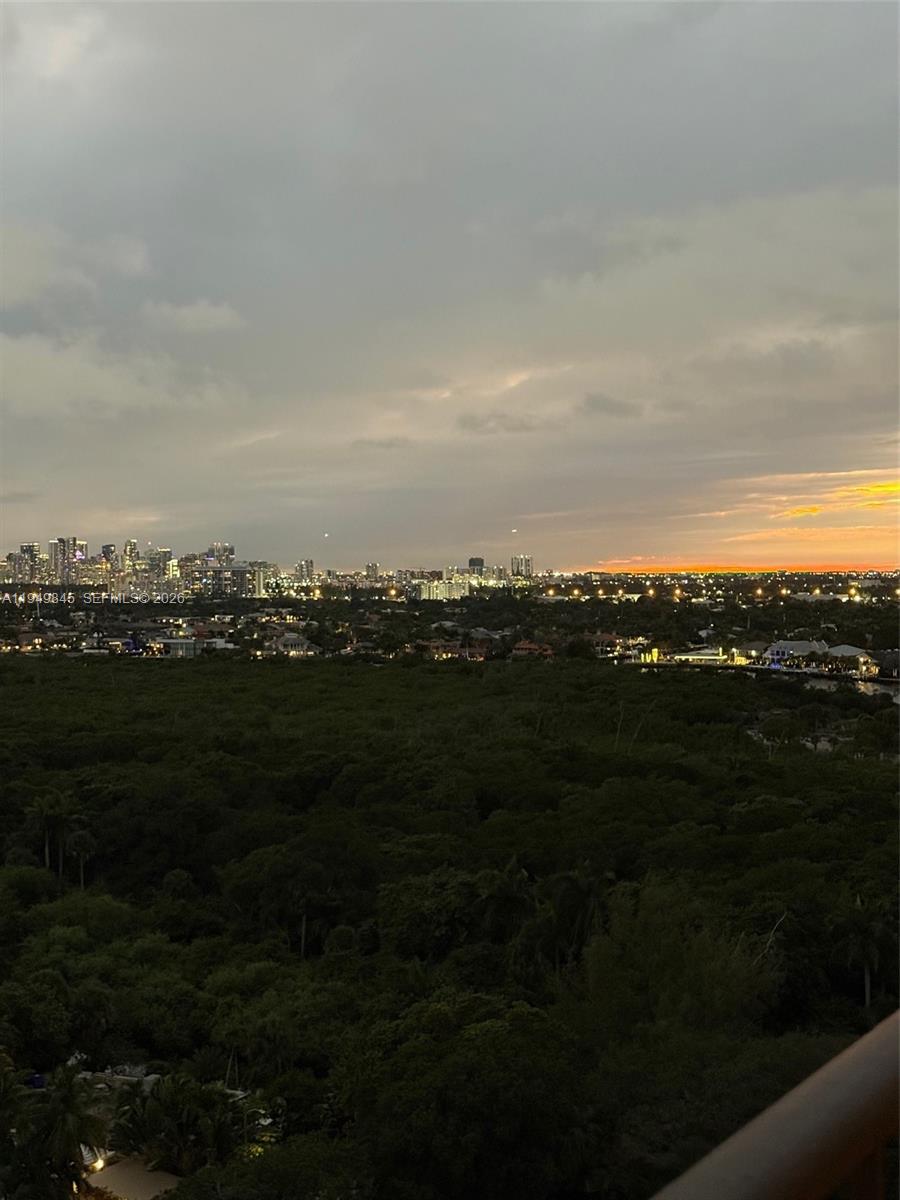 1901 N Ocean Blvd #TH-B Fort Lauderdale, FL 33305