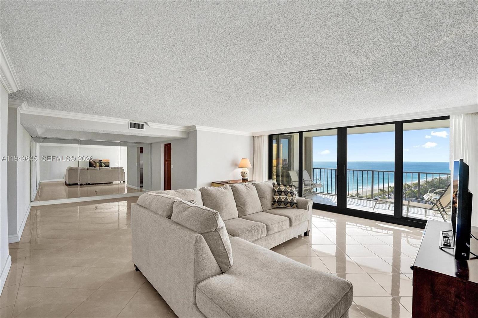 1901 N Ocean Blvd #TH-B Fort Lauderdale, FL 33305