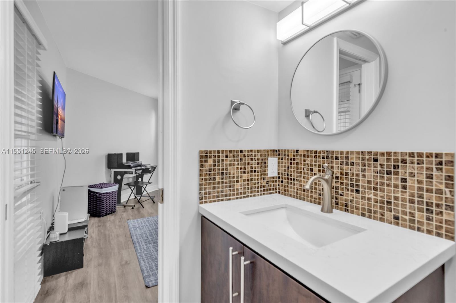 15539 N Miami Lakeway N #203-22 Miami Lakes, FL 33014