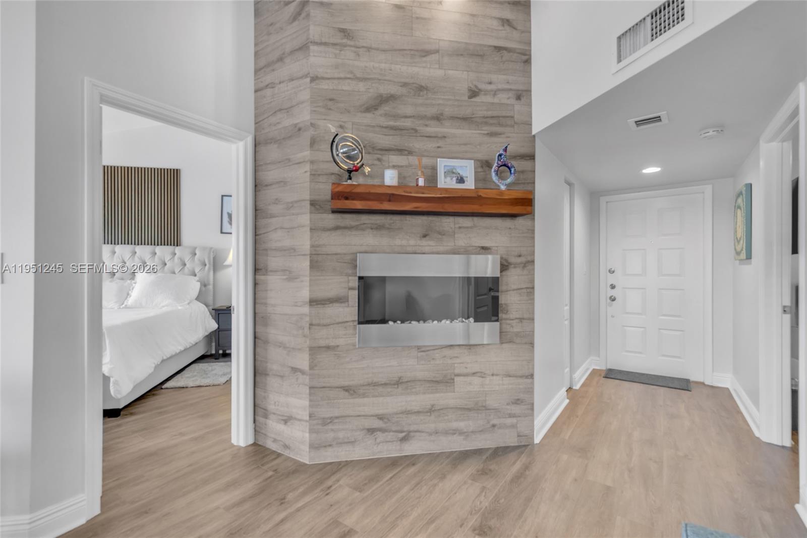 15539 N Miami Lakeway N #203-22 Miami Lakes, FL 33014