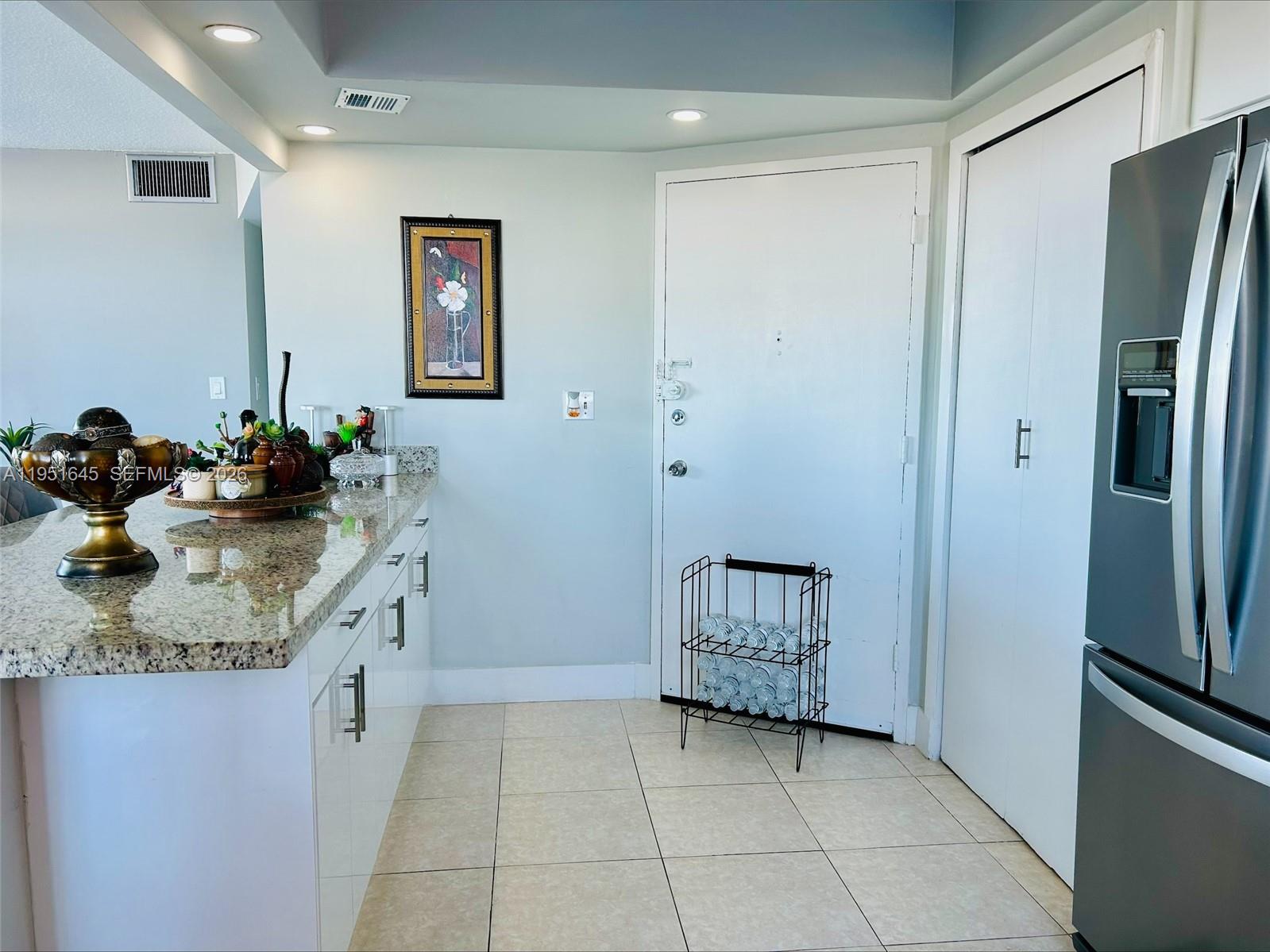 1301 NE Miami Gdns Dr #1406W Miami, FL 33179