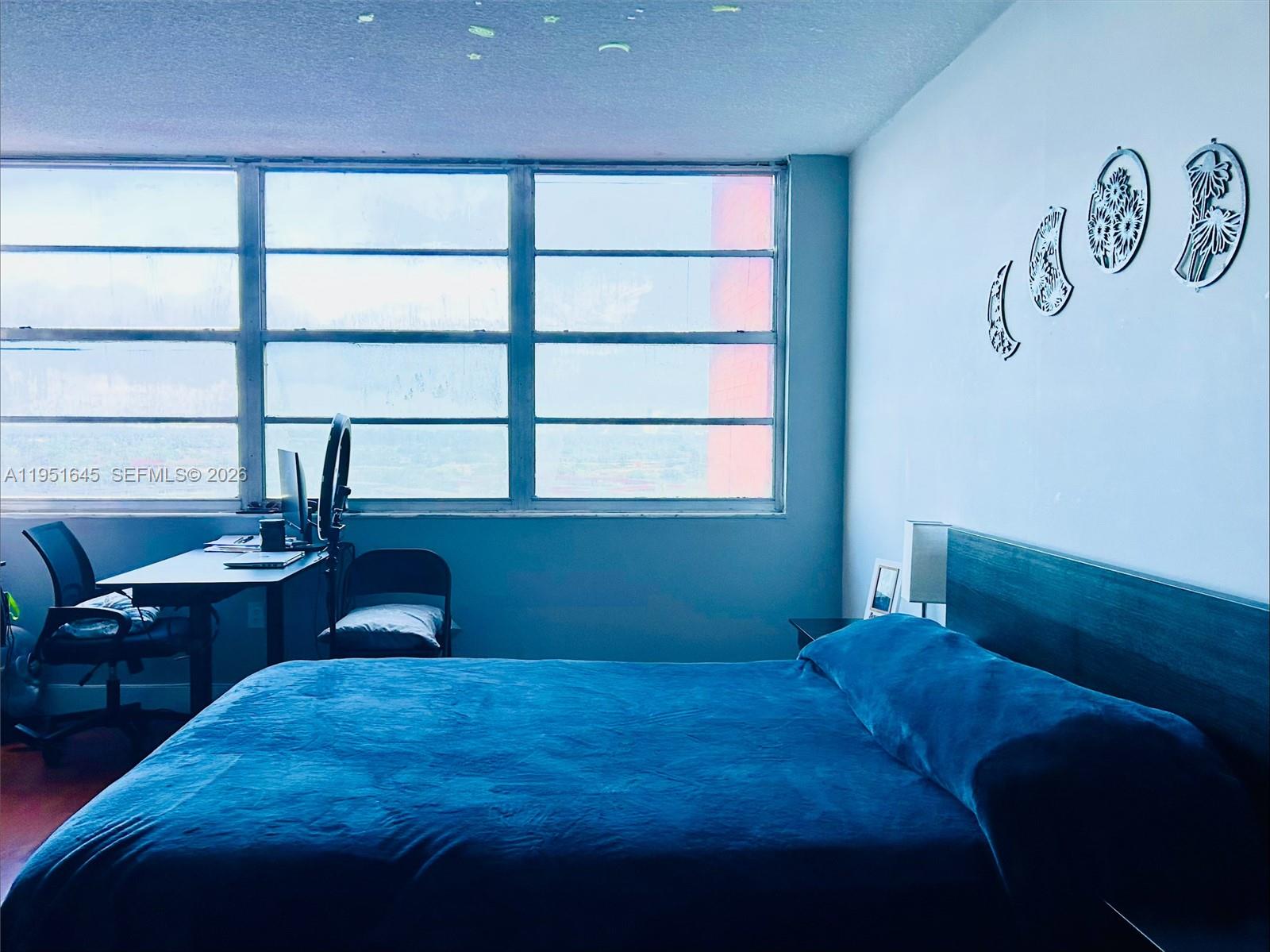 1301 NE Miami Gdns Dr #1406W Miami, FL 33179