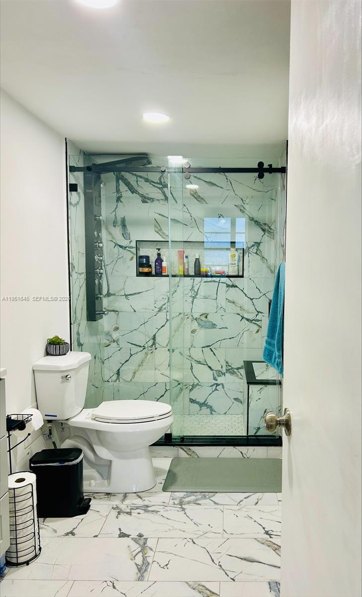 1301 NE Miami Gdns Dr #1406W Miami, FL 33179