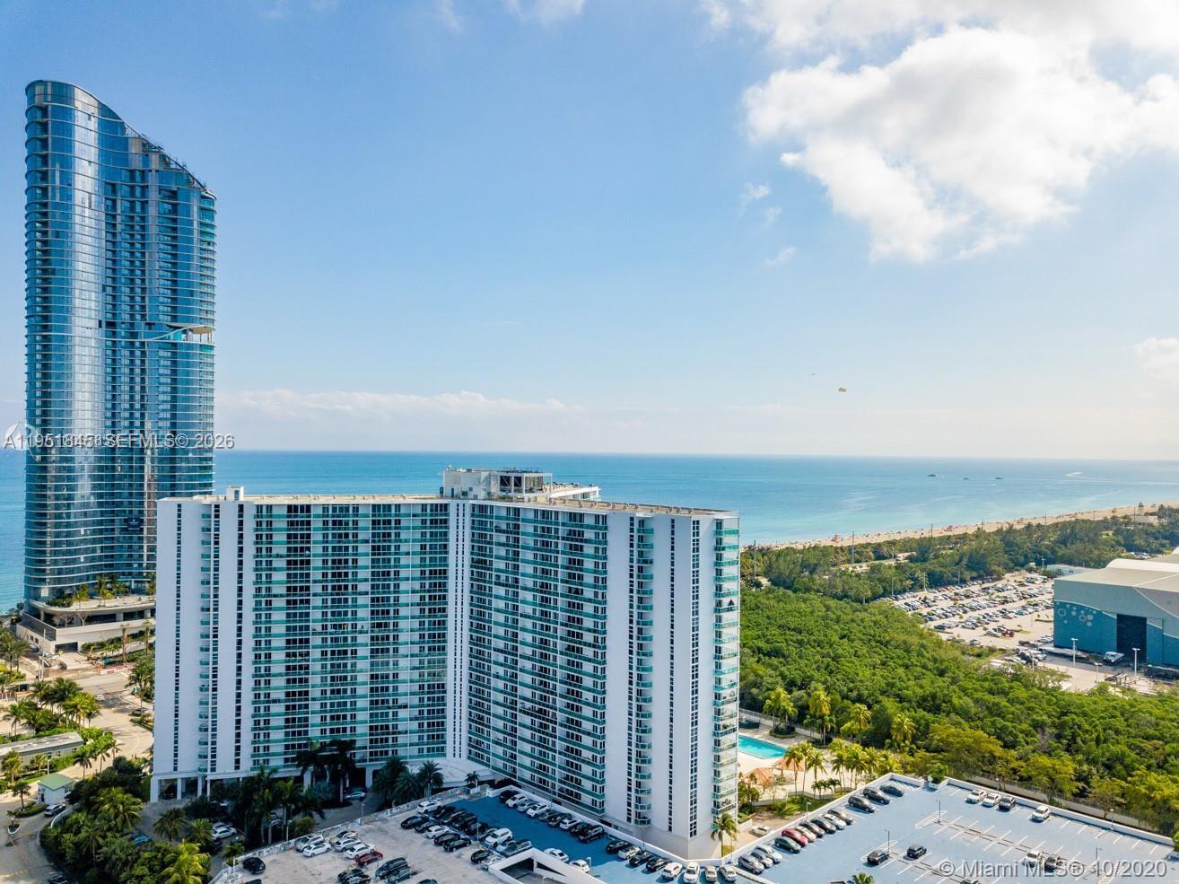 100 Bayview Dr #1528 Sunny Isles Beach, FL 33160