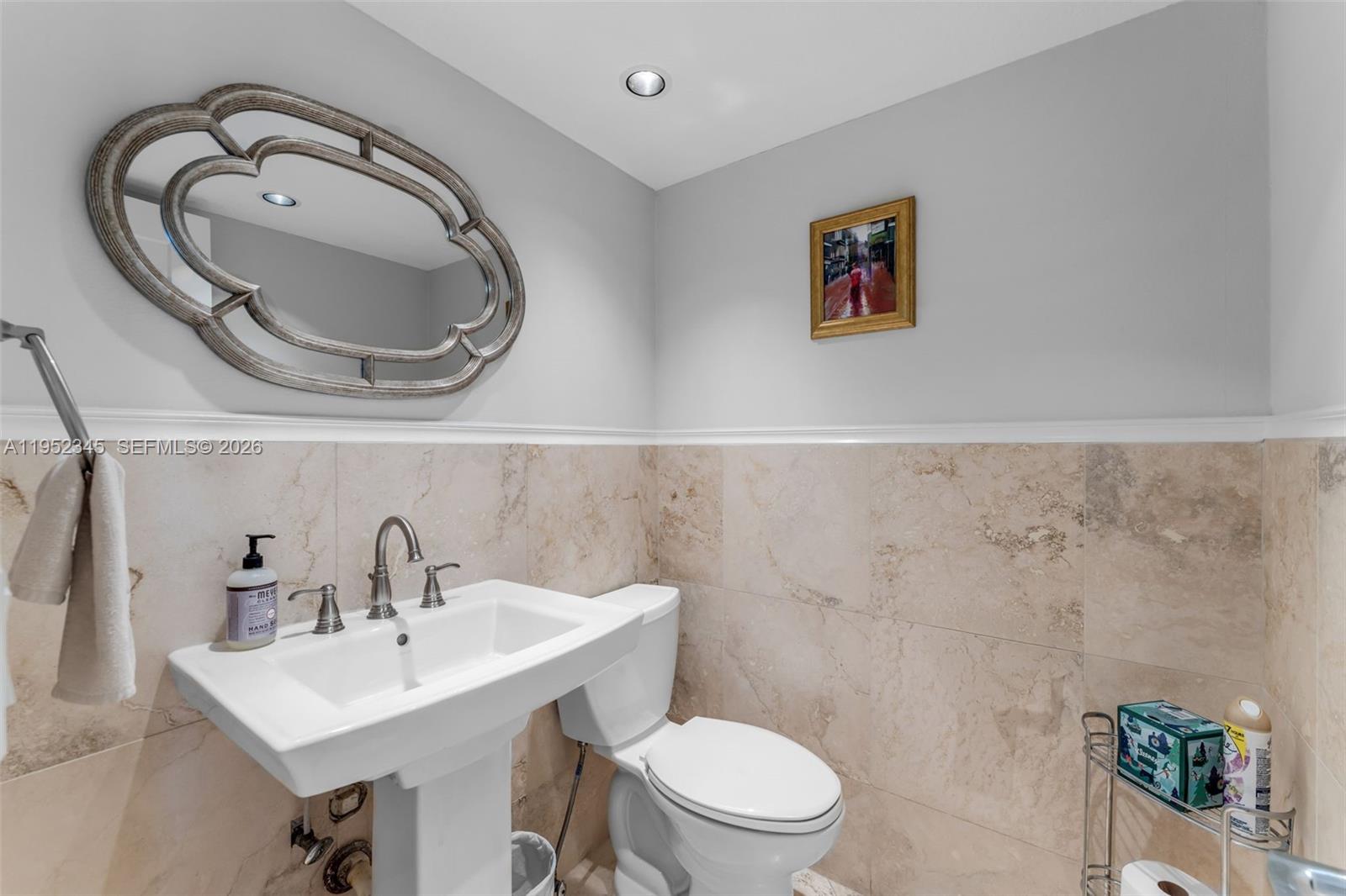 8725 SW 81st Ct Miami, FL 33143