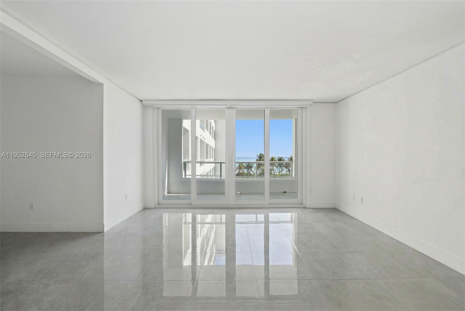 5005 Collins Ave #415 Miami Beach, FL 33140