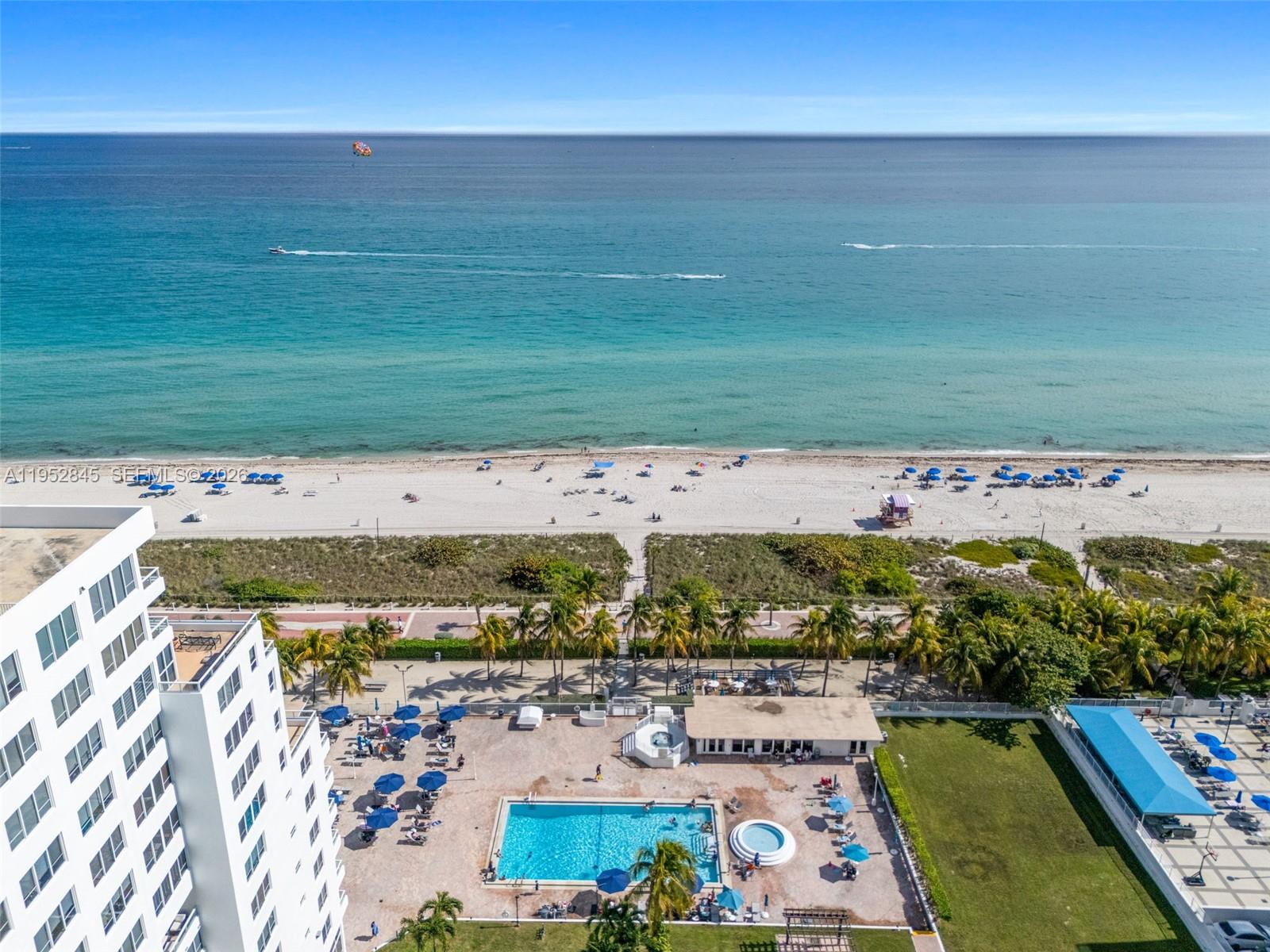 5005 Collins Ave #415 Miami Beach, FL 33140