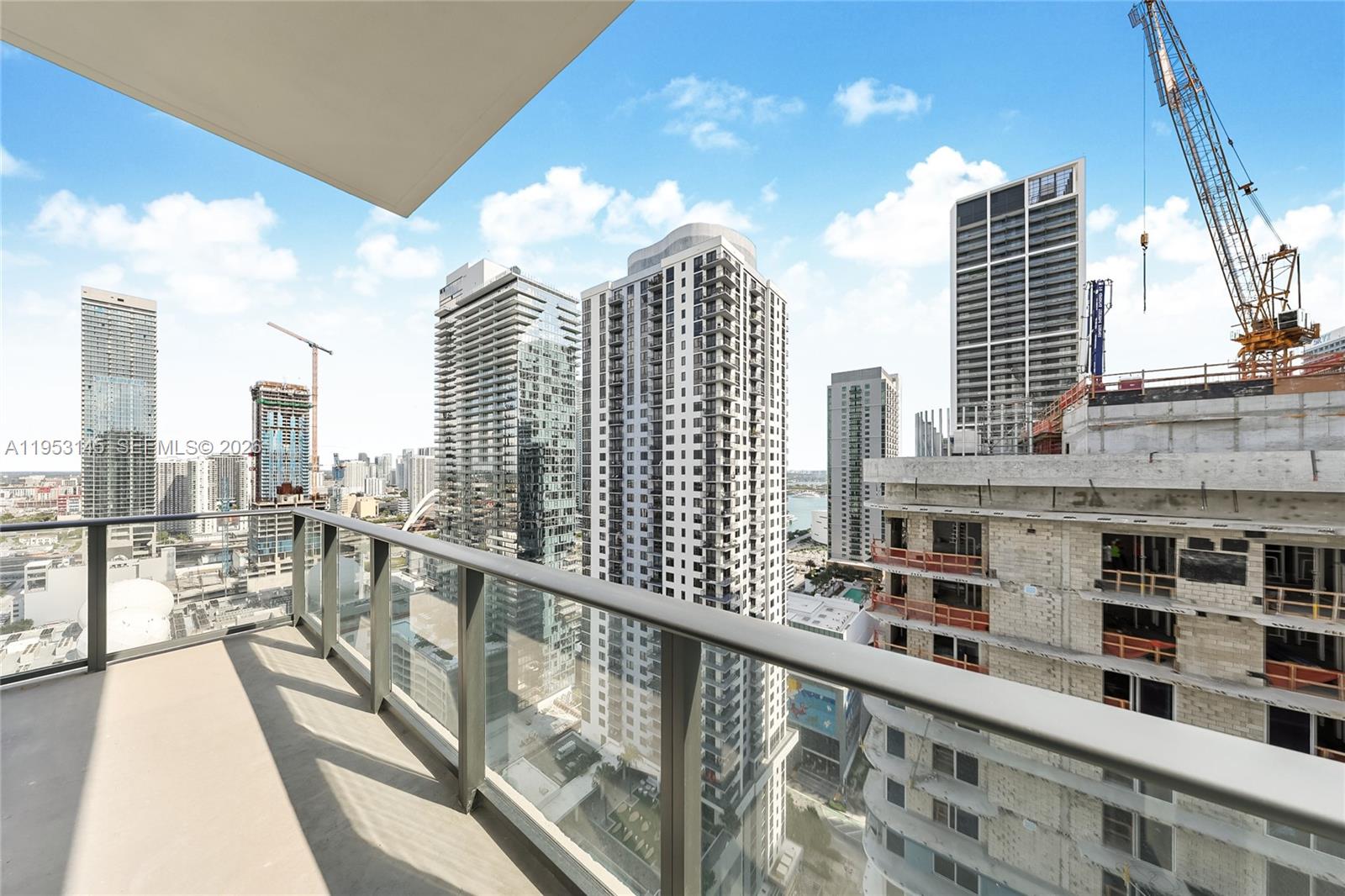 image The Crosby Miami Worldcenter5