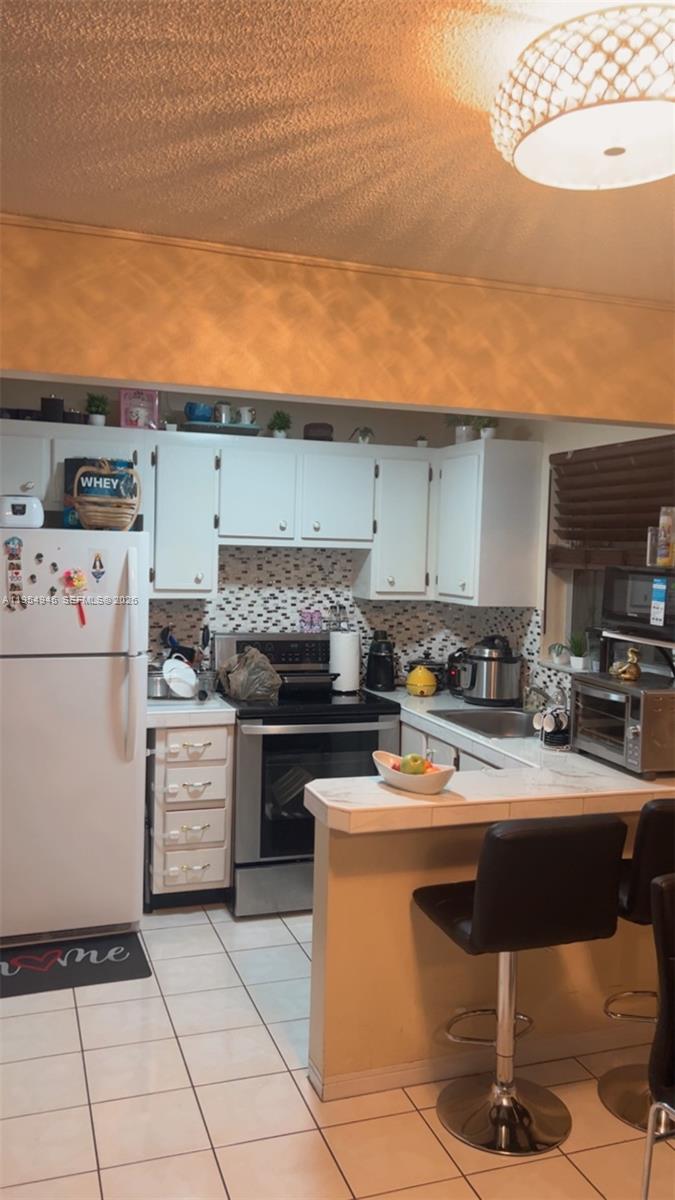 900 Tallwood Ave #206