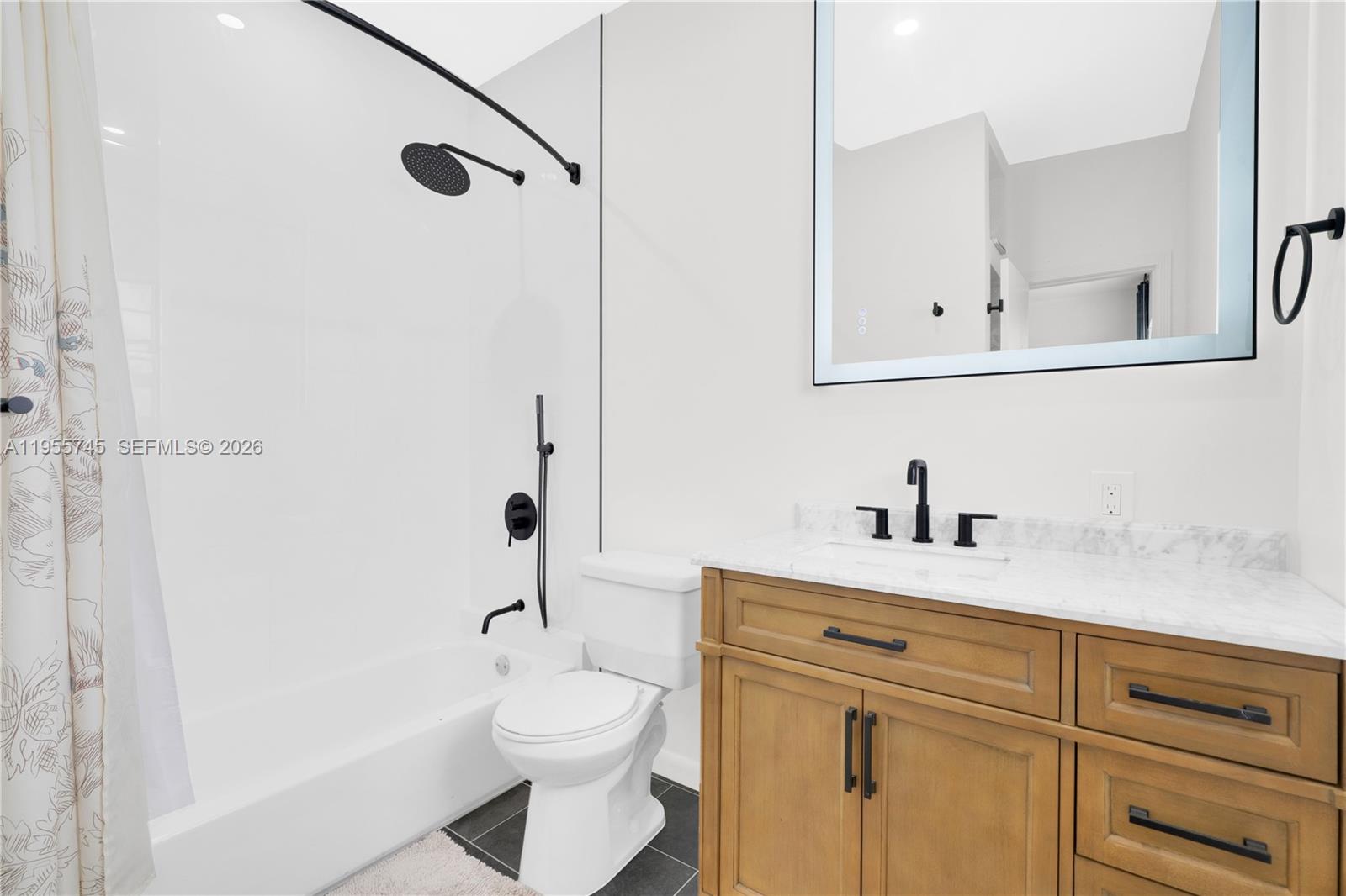 200 S Shore Dr #12 Miami Beach, FL 33141