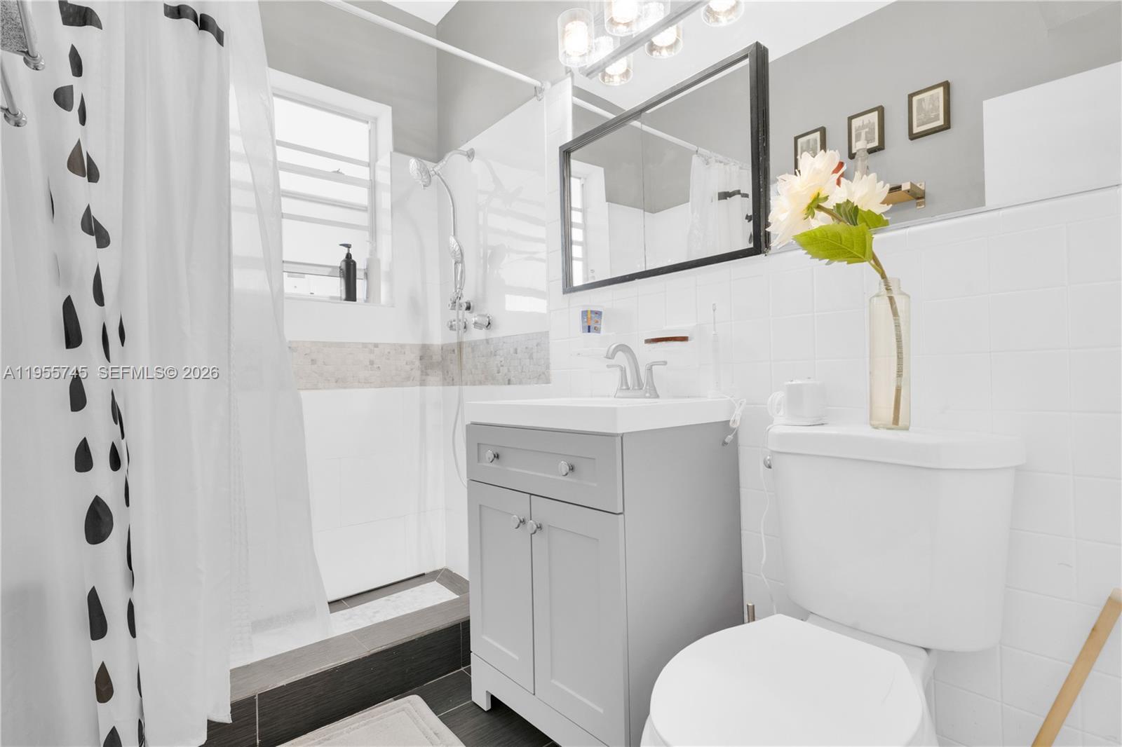 200 S Shore Dr #12 Miami Beach, FL 33141