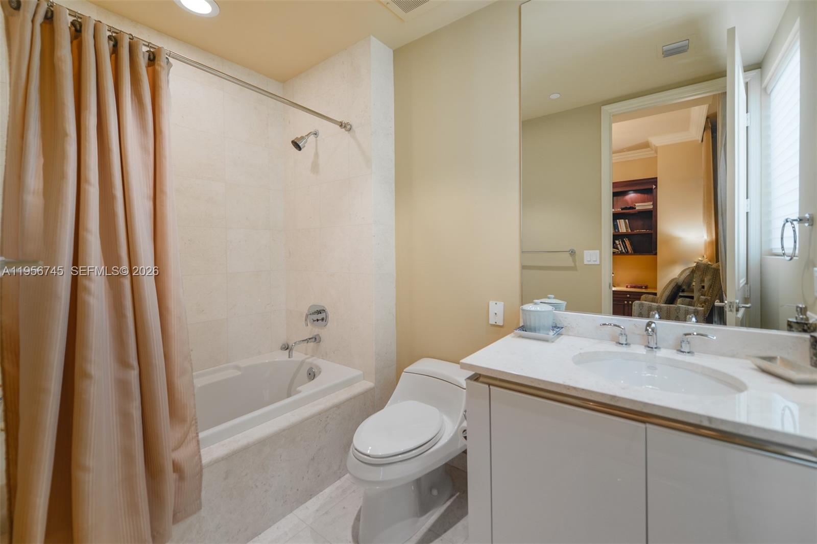 image Turnberry Ocean Colony North37