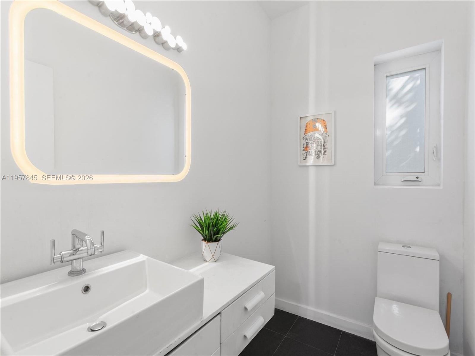 727 14th Pl #4 Miami Beach, FL 33139