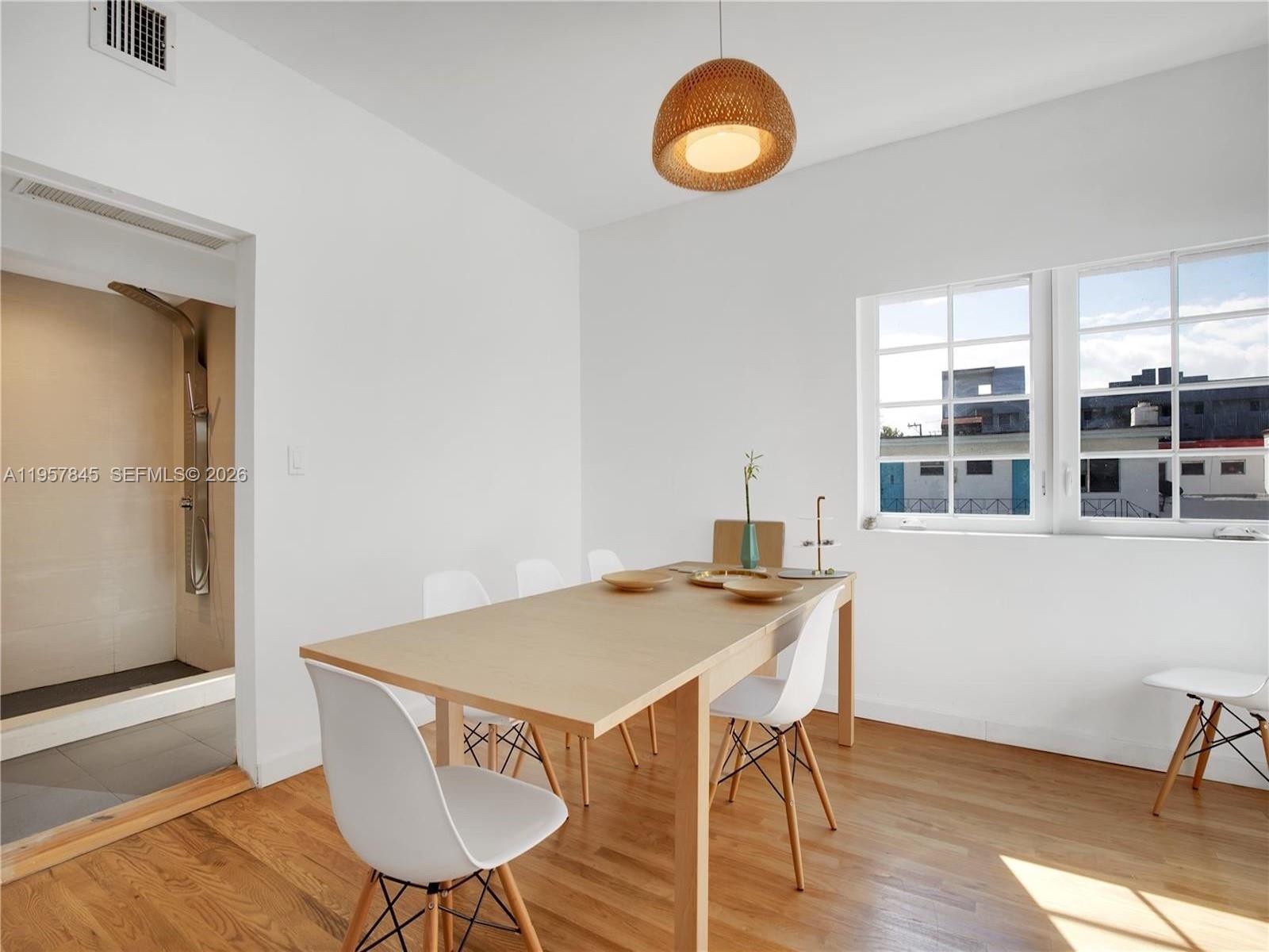 727 14th Pl #4 Miami Beach, FL 33139