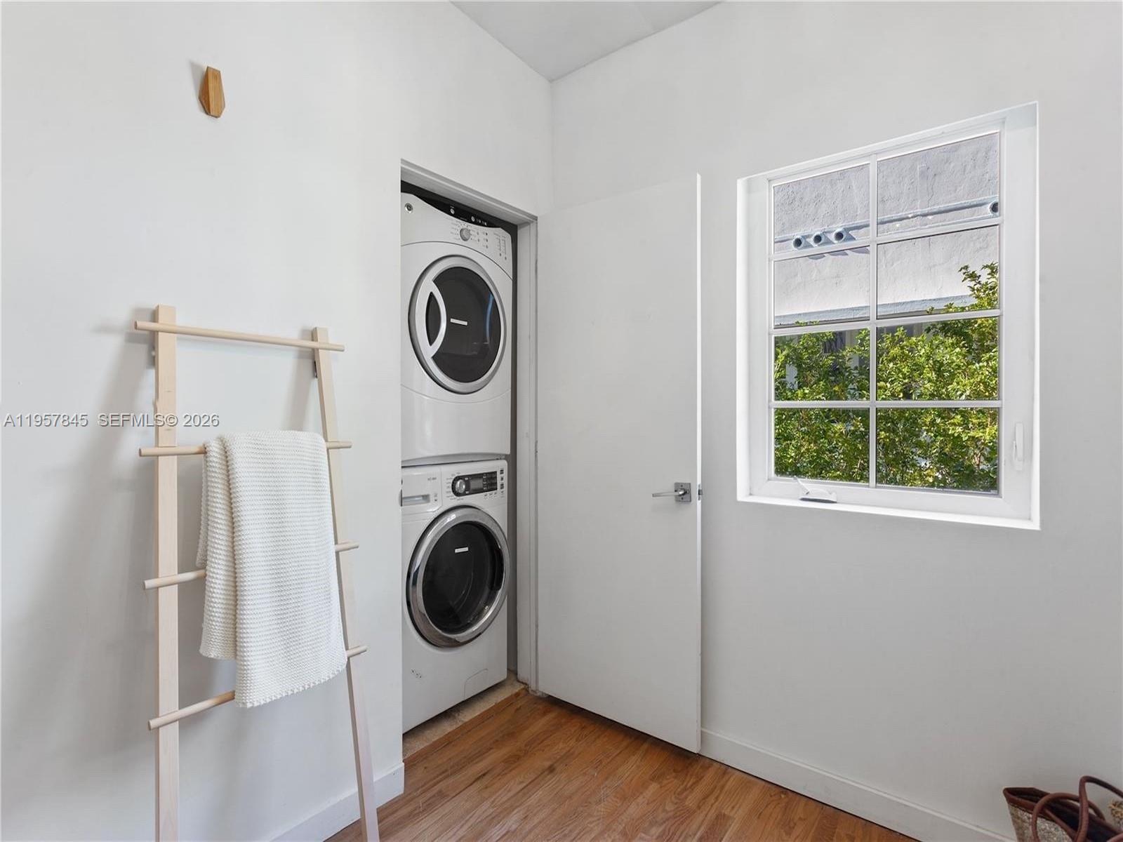 727 14th Pl #4 Miami Beach, FL 33139