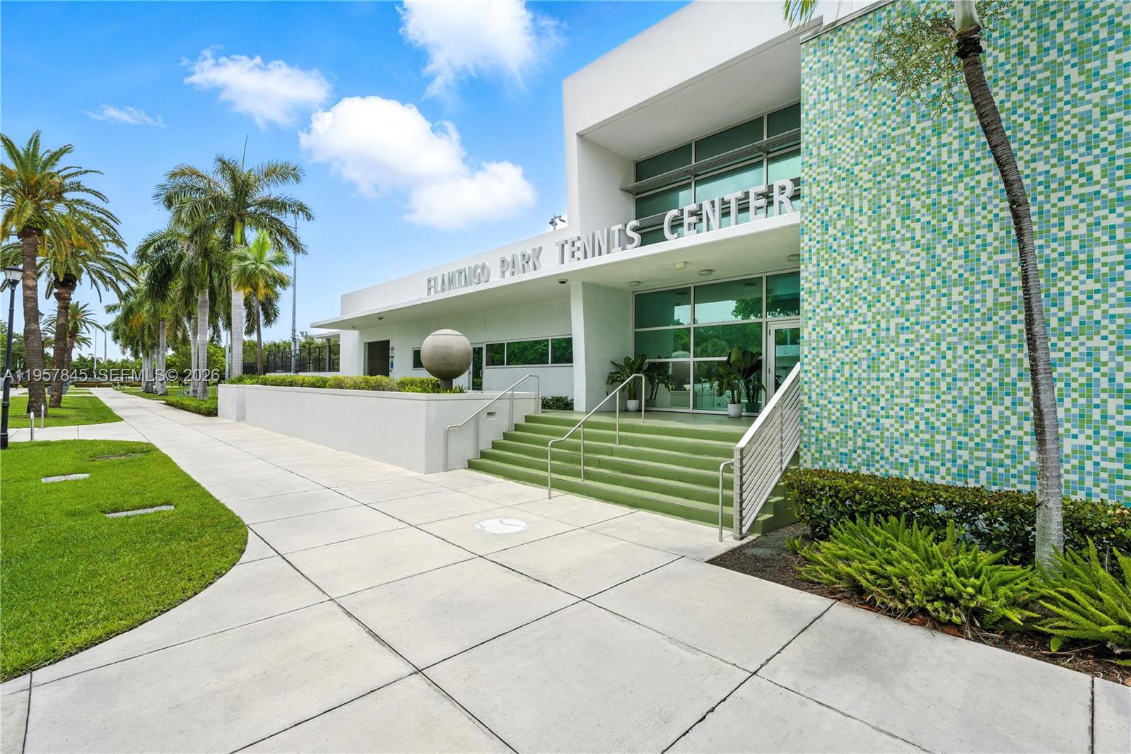 727 14th Pl #4 Miami Beach, FL 33139