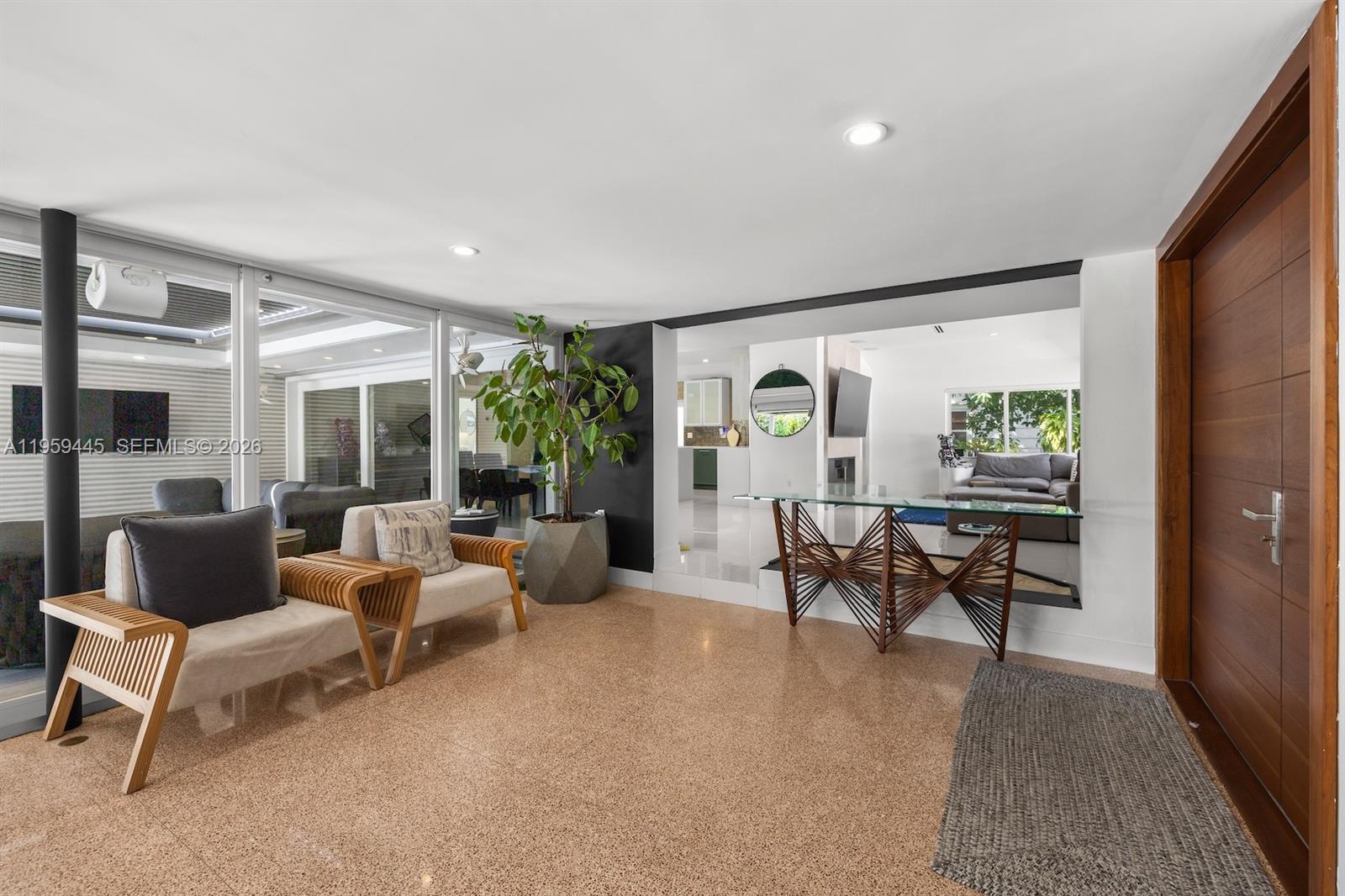 1040 NE 86th St Miami, FL 33138