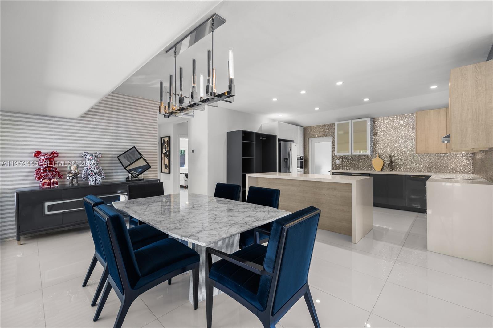 1040 NE 86th St Miami, FL 33138