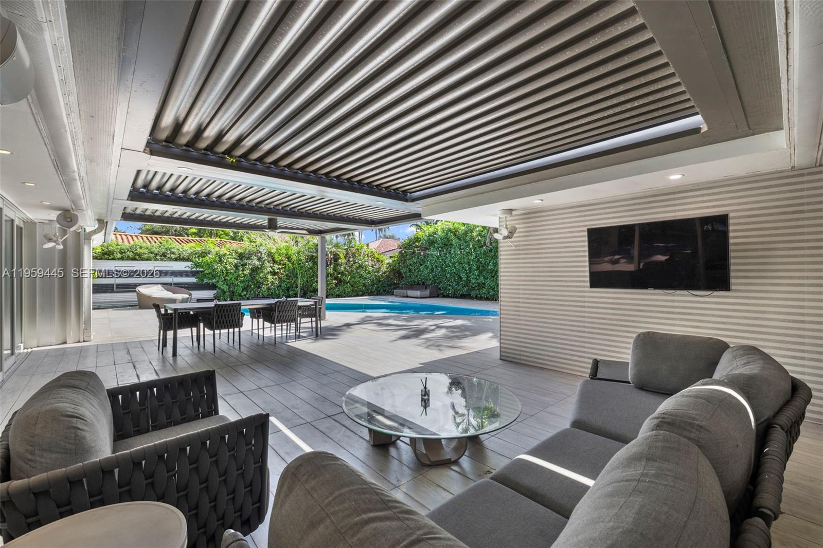 1040 NE 86th St Miami, FL 33138