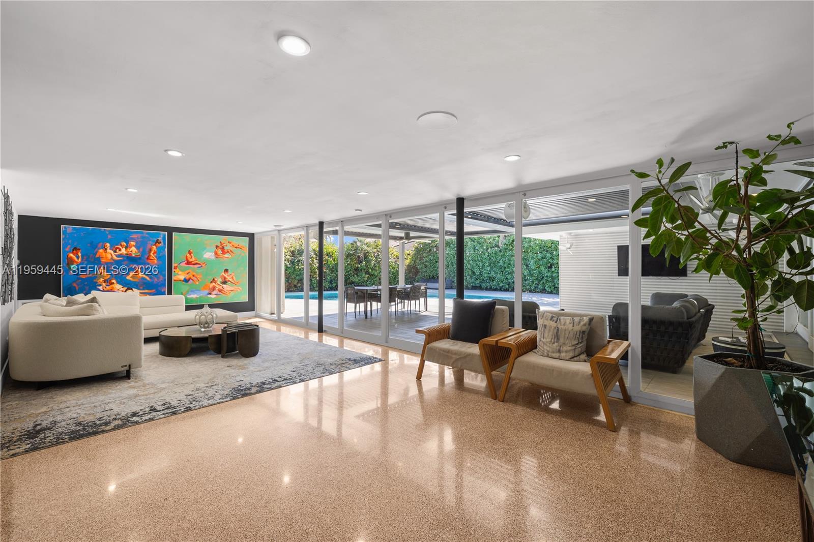 1040 NE 86th St Miami, FL 33138