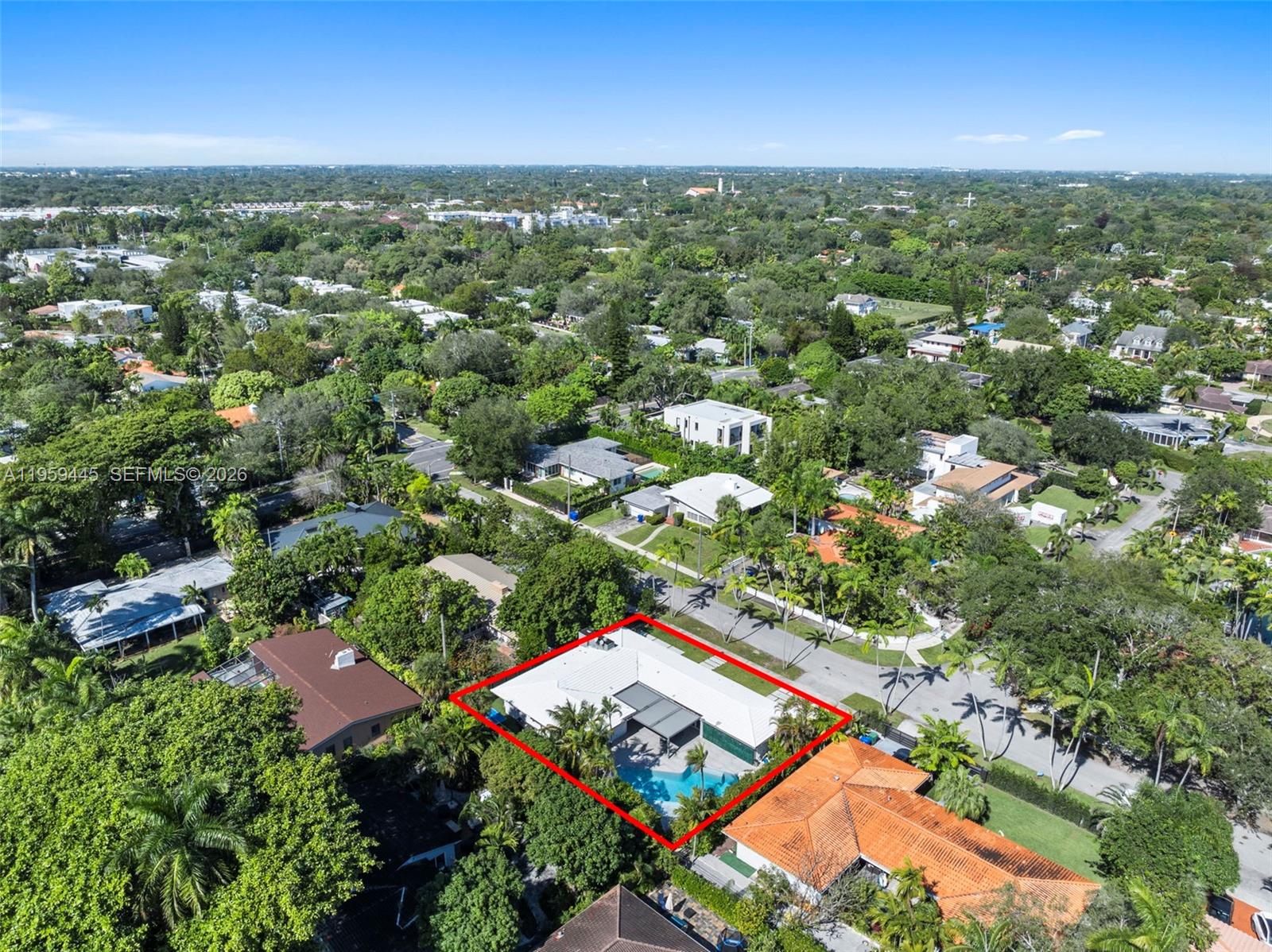 1040 NE 86th St Miami, FL 33138