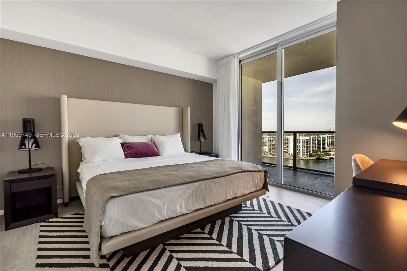 4010 S Ocean Dr #R2301 Hollywood, FL 33019