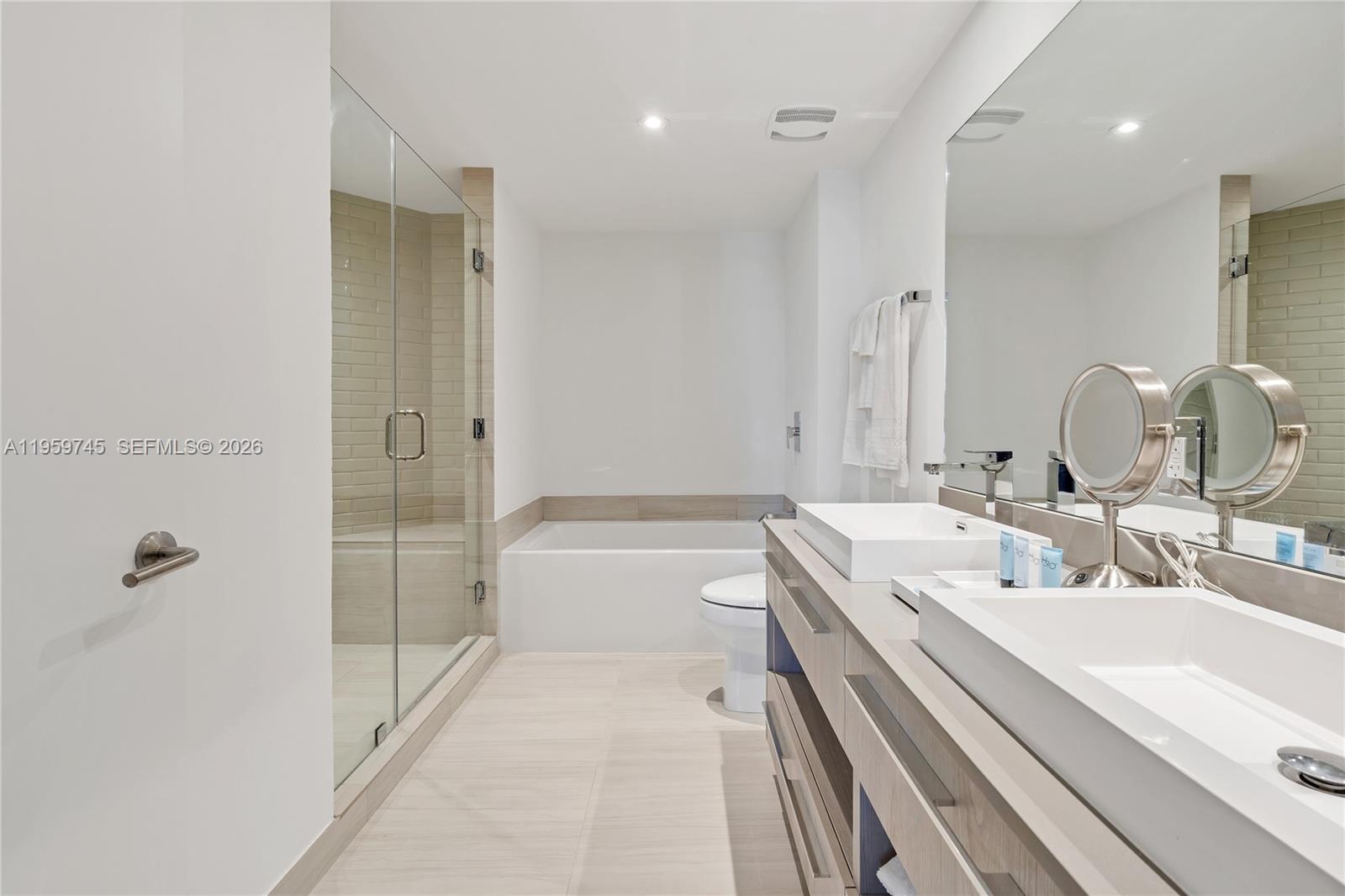 4010 S Ocean Dr #R2301 Hollywood, FL 33019