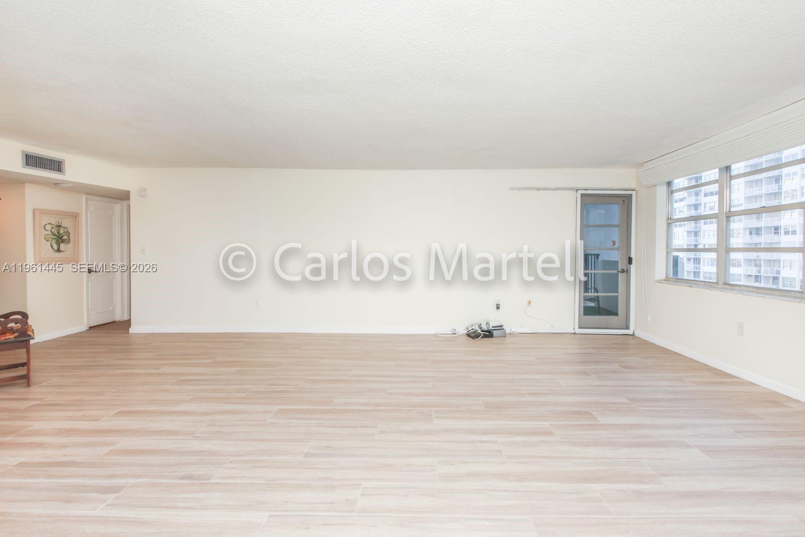 2750 NE 183rd St #512 Aventura, FL 33160