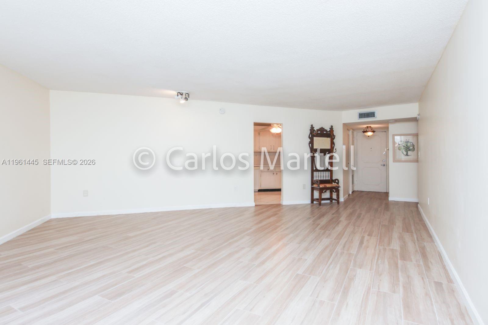 2750 NE 183rd St #512 Aventura, FL 33160