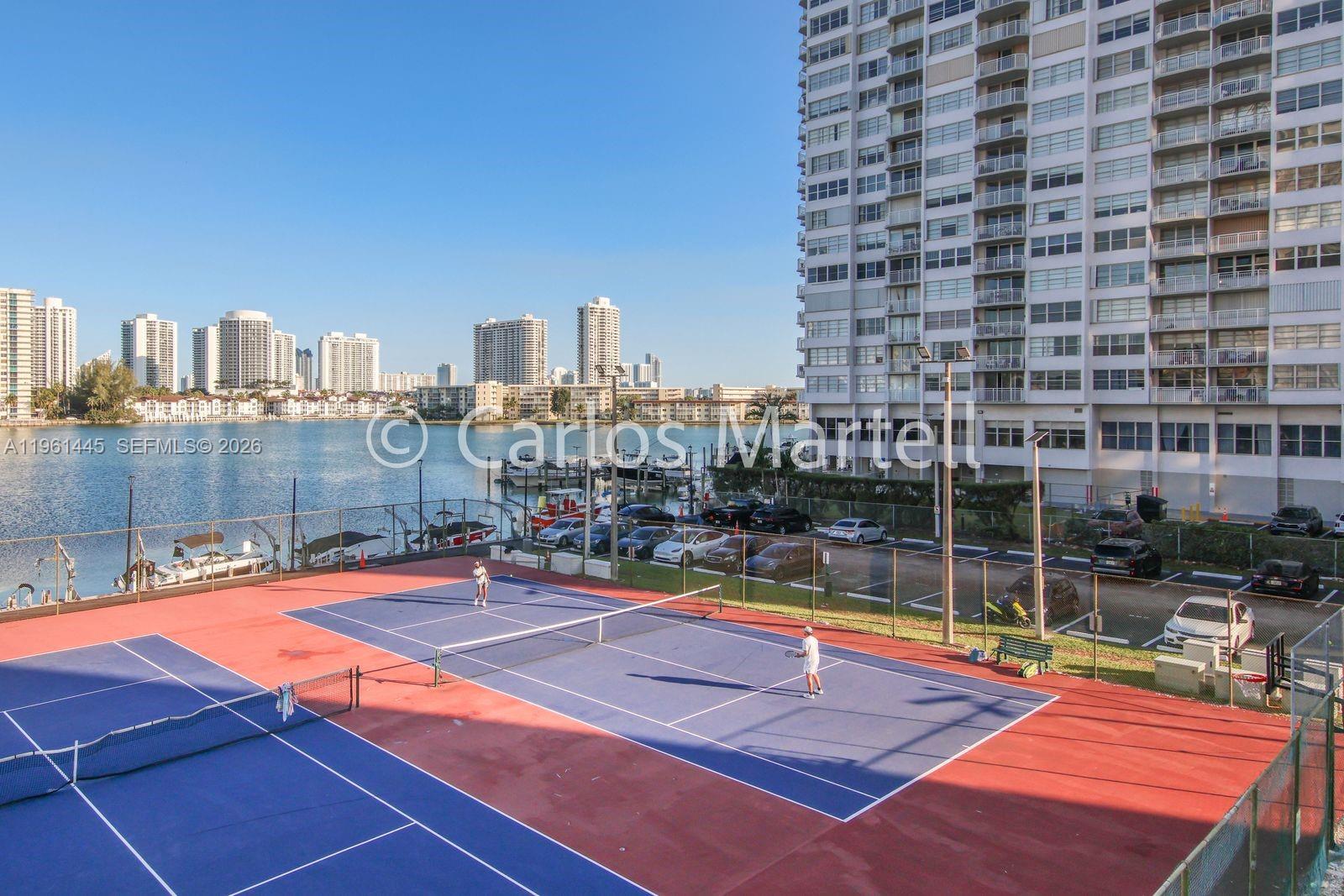 2750 NE 183rd St #512 Aventura, FL 33160