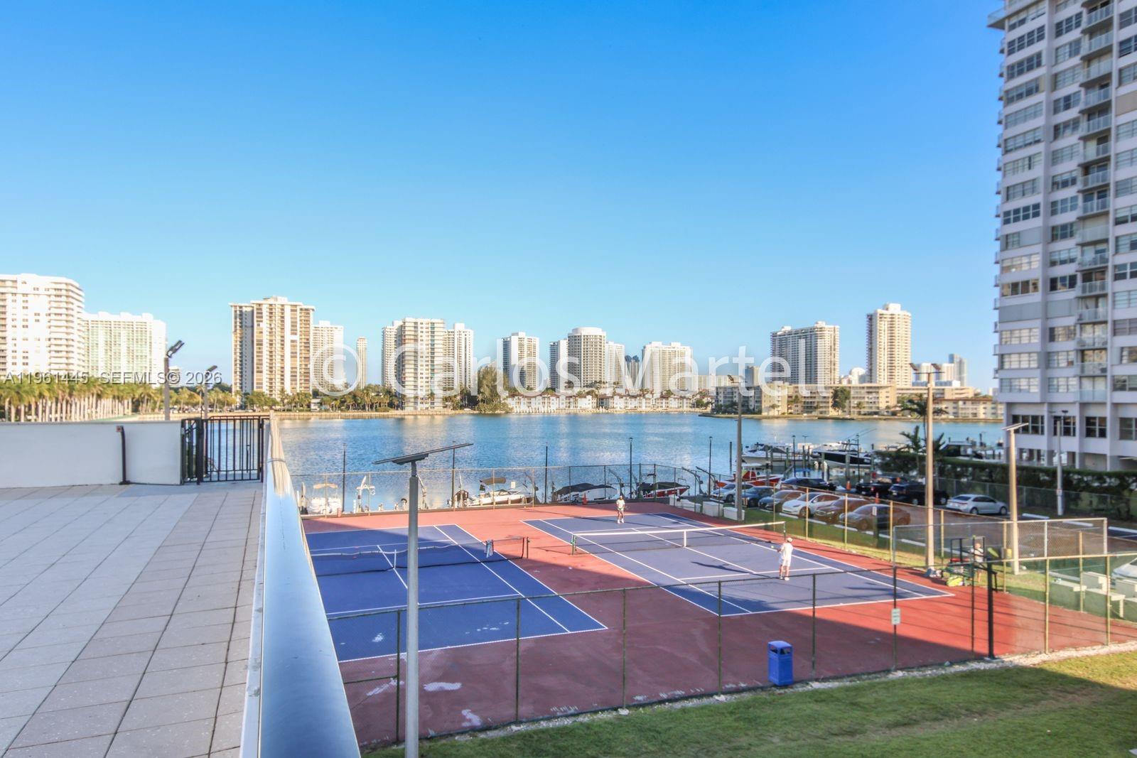 2750 NE 183rd St #512 Aventura, FL 33160