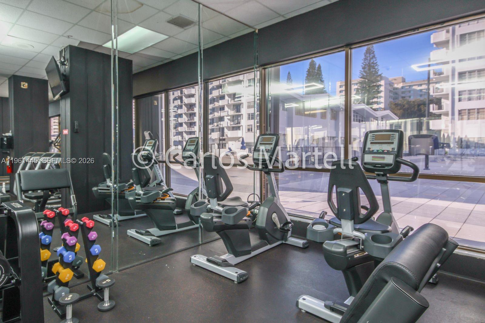 2750 NE 183rd St #512 Aventura, FL 33160