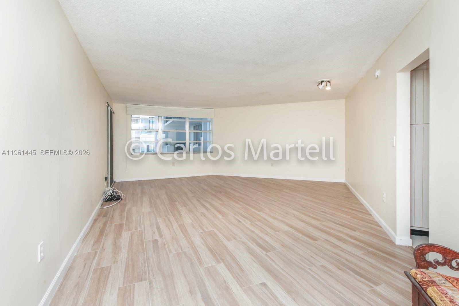 2750 NE 183rd St #512 Aventura, FL 33160