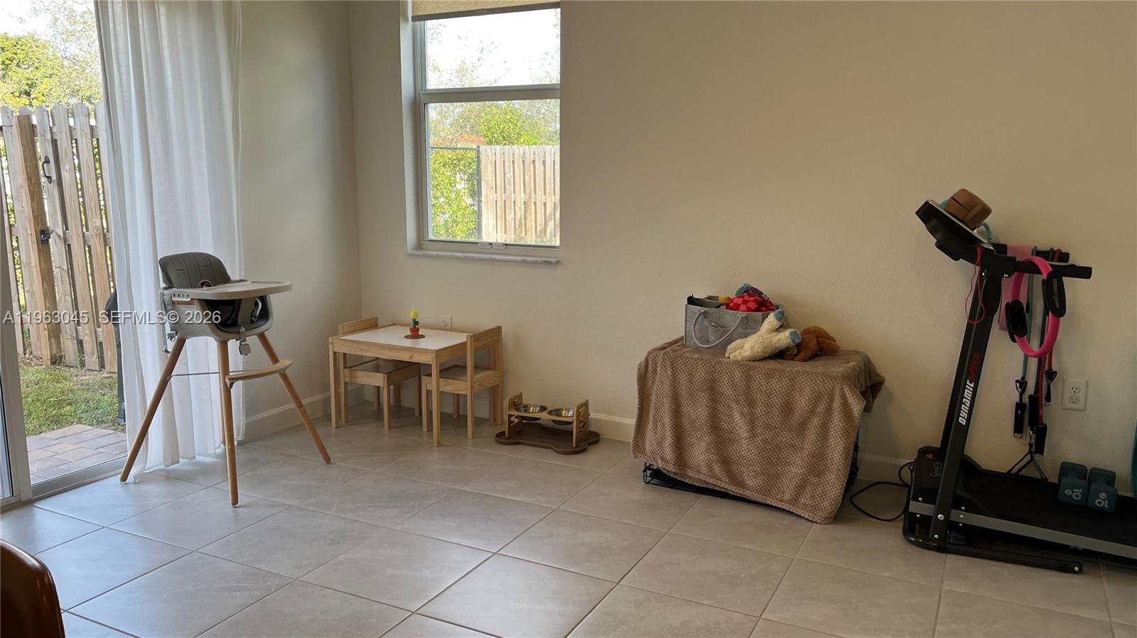 12092 NW 24th Pl Miami, FL 33167