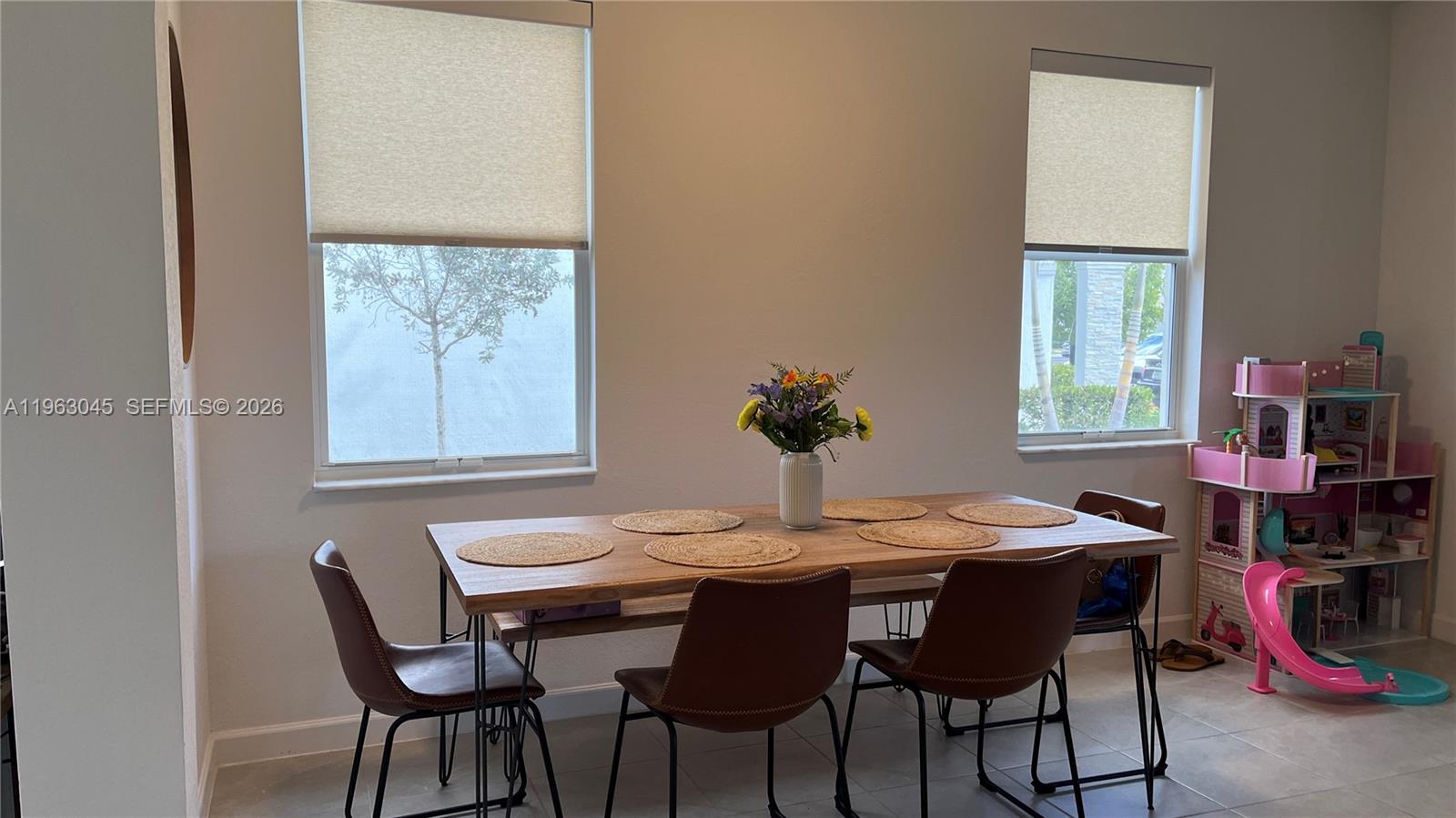 12092 NW 24th Pl Miami, FL 33167