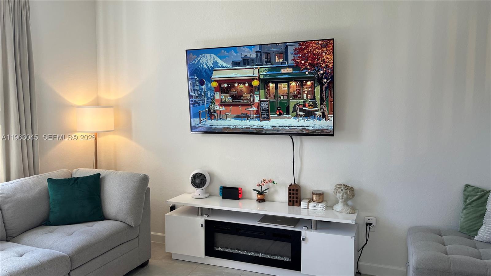 12092 NW 24th Pl Miami, FL 33167