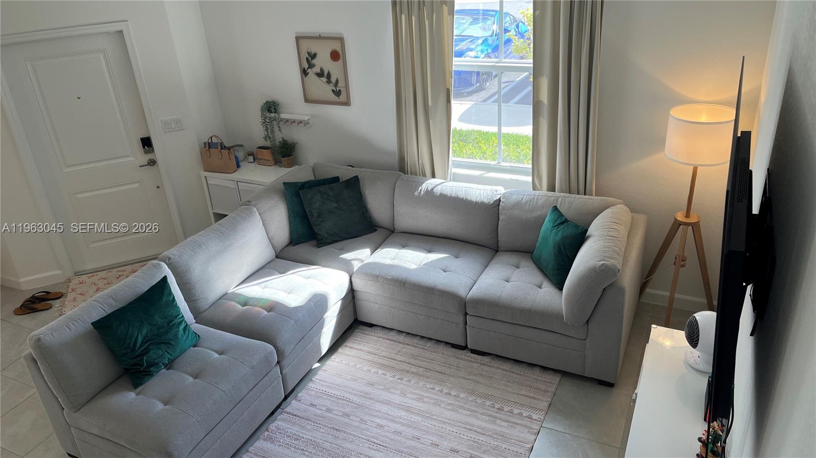 12092 NW 24th Pl Miami, FL 33167