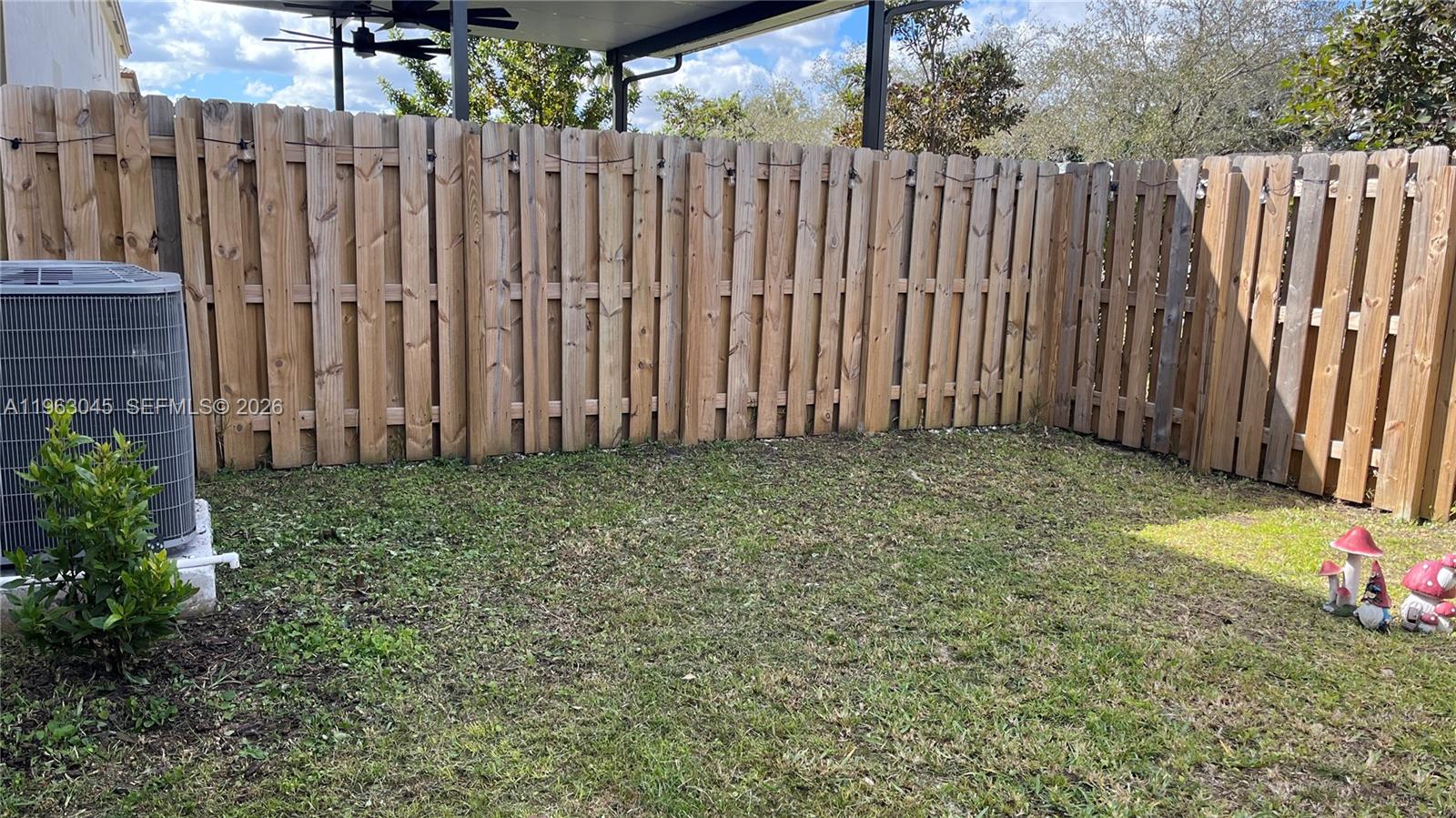 12092 NW 24th Pl Miami, FL 33167