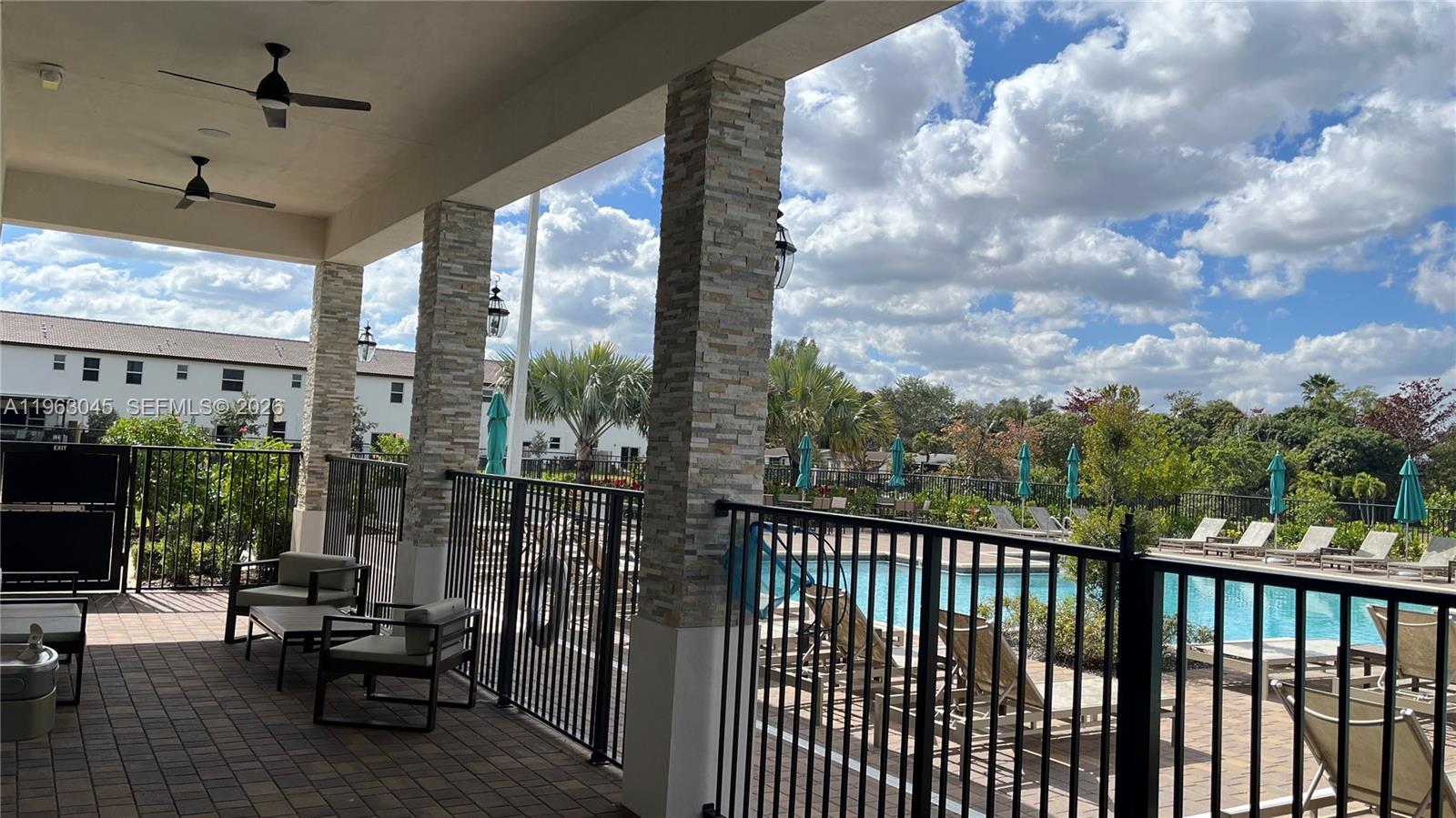 12092 NW 24th Pl Miami, FL 33167