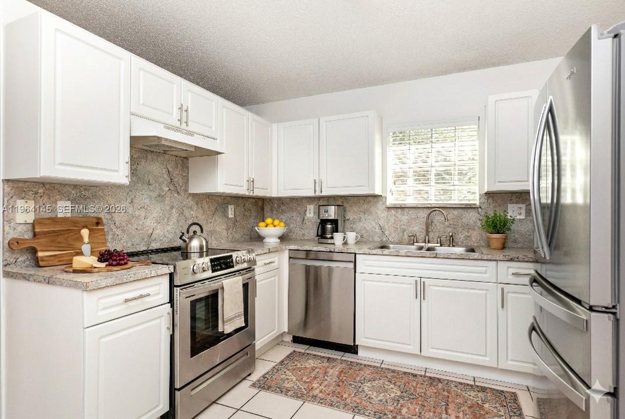 14144 SW 149th Pl Miami, FL 33196