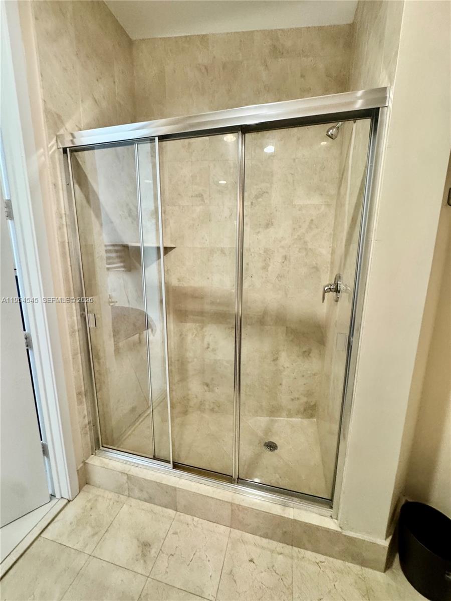 image Trump Palace10