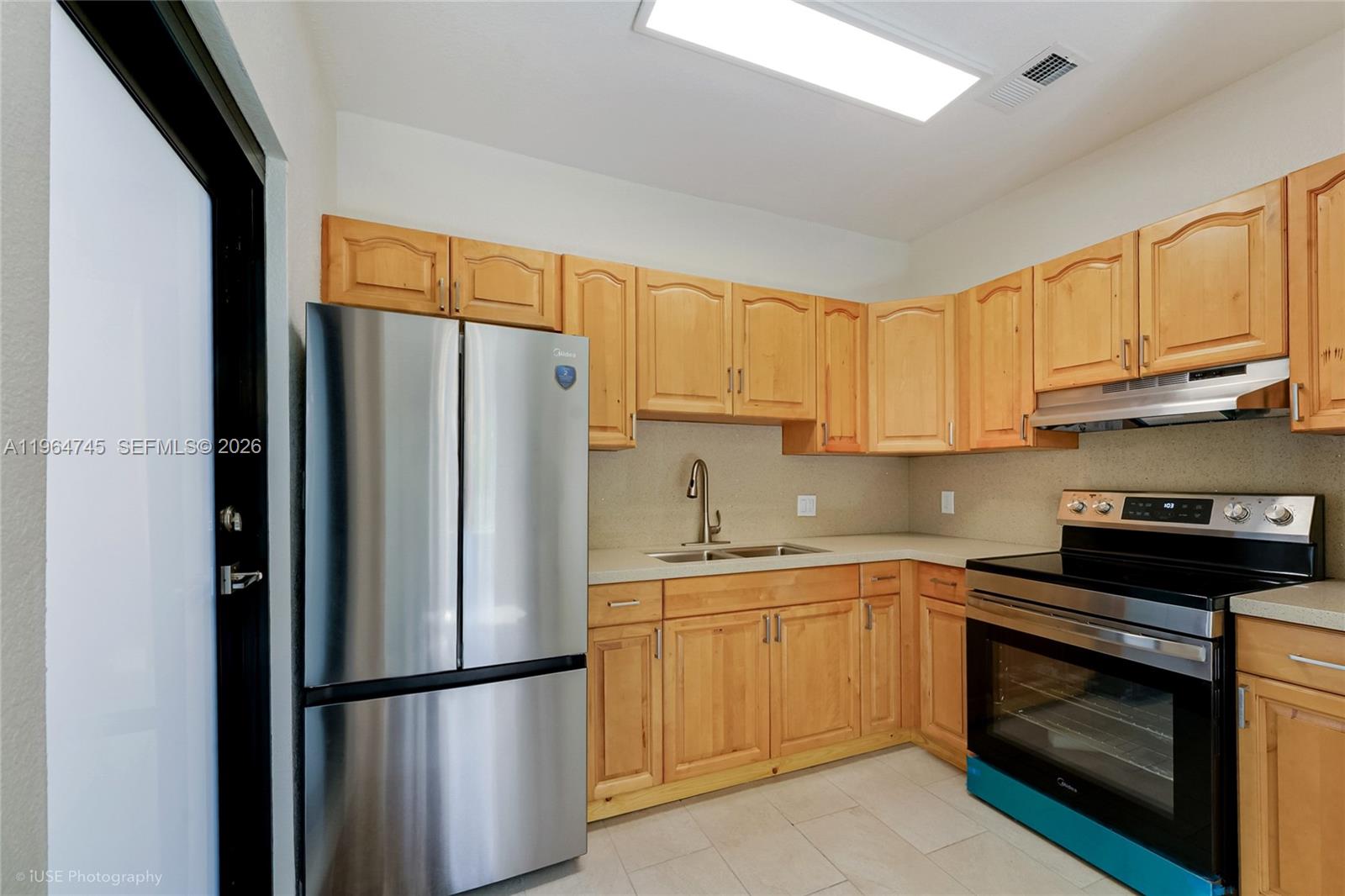 1139 NW 37th St Miami, FL 33127