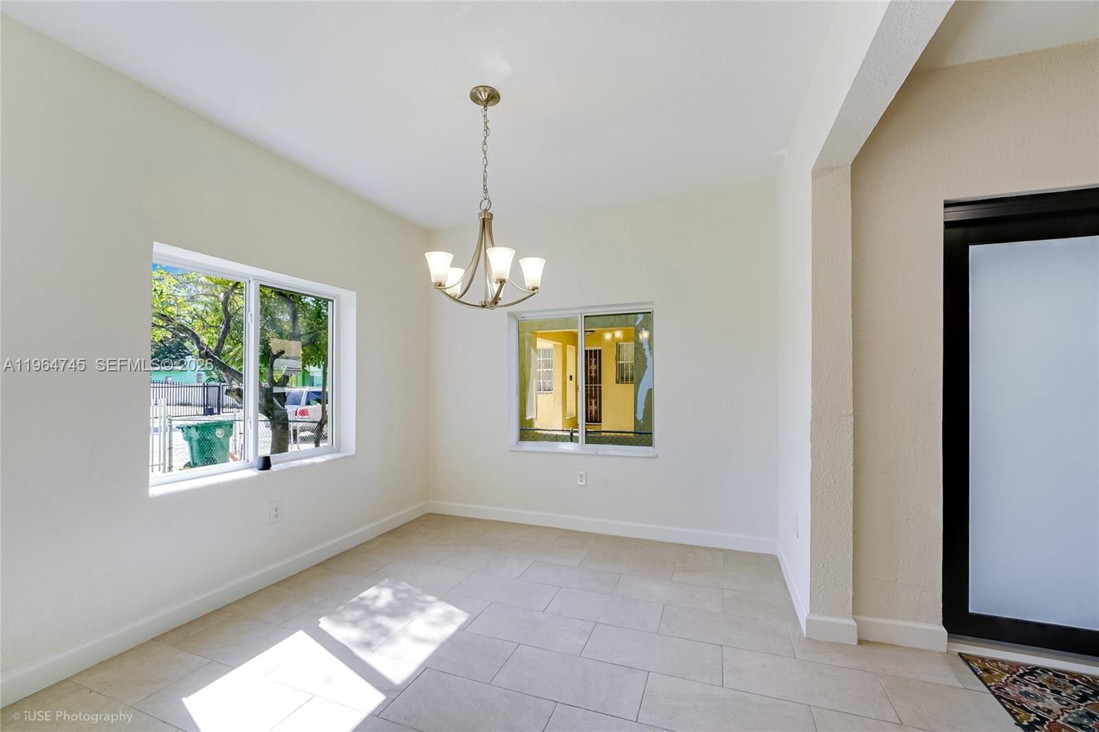 1139 NW 37th St Miami, FL 33127