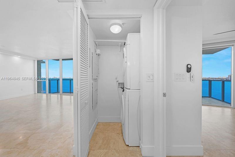 image Onyx on the Bay10