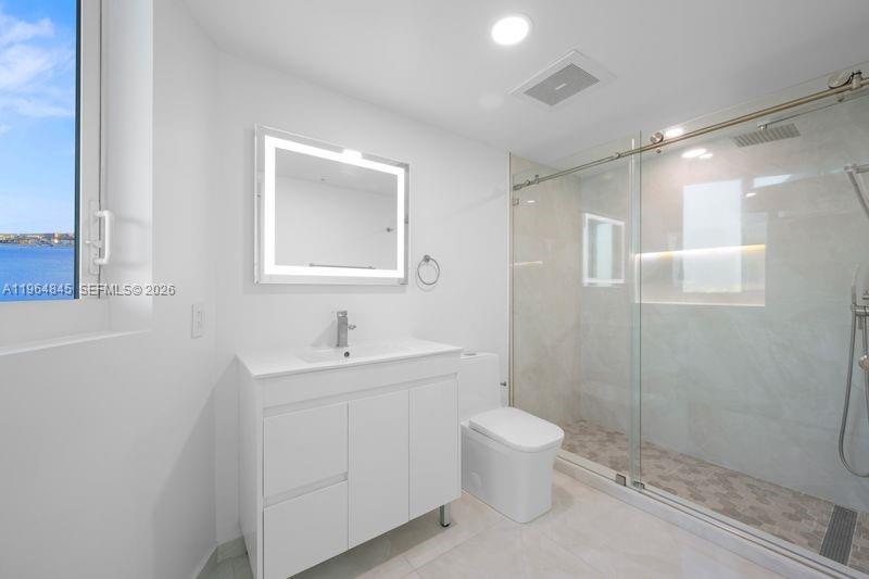 image Onyx on the Bay15