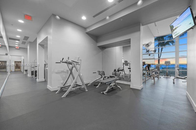 image Onyx on the Bay17