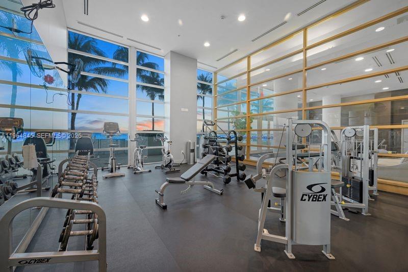 image Onyx on the Bay18